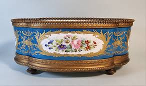 jardinière porcelaine de Sèvres