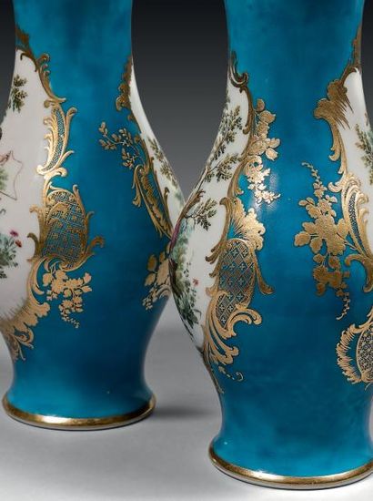 vases Bleu céleste Manufacture de Vincennes