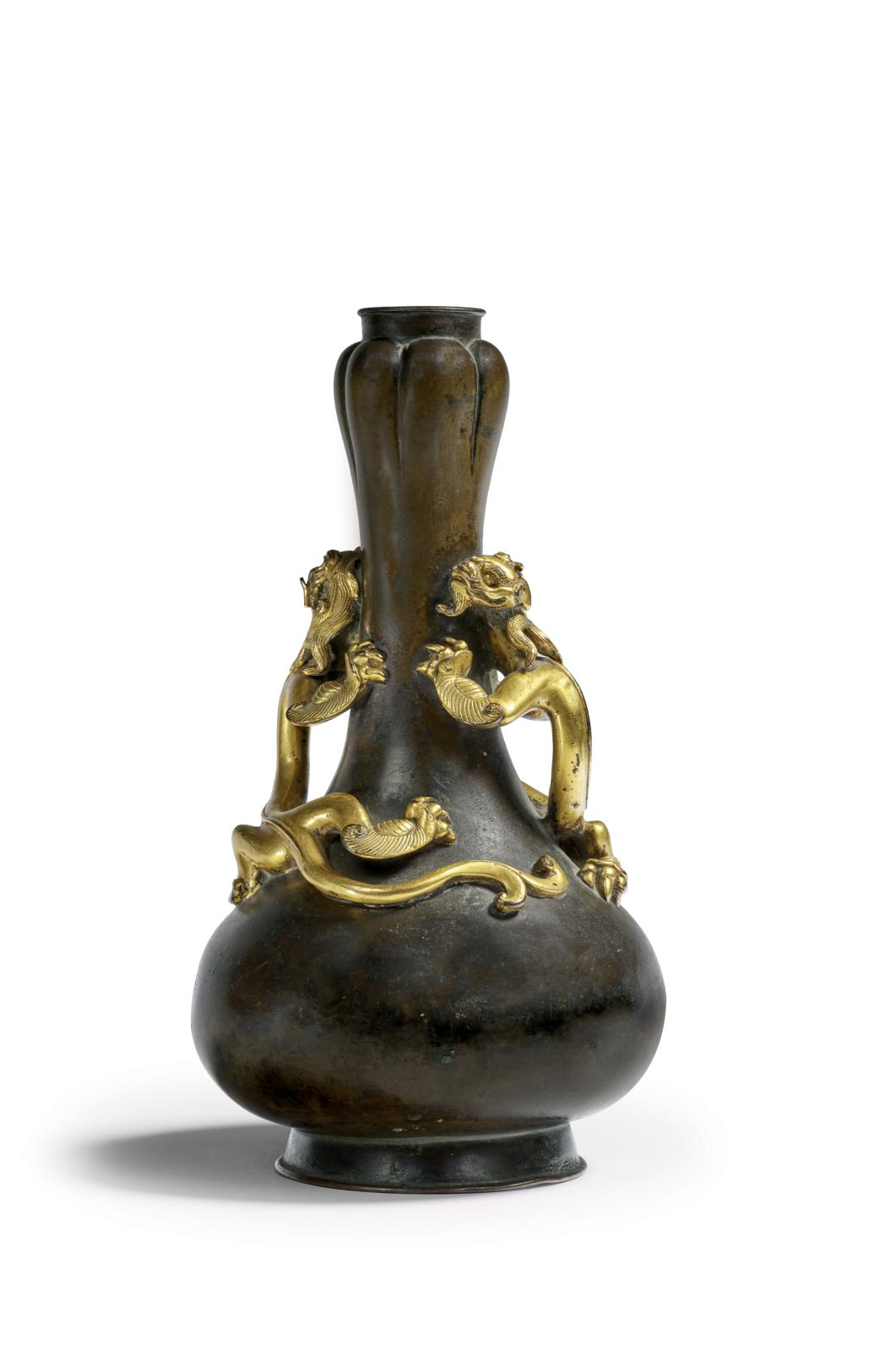 vase en bronze