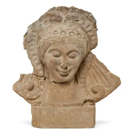 antéfixe antique en terre cuite